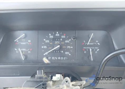 1992 Ford Ranger z USA, uszkodzony, nr VIN 1FTCR10X4NTA37046